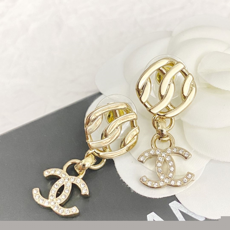 Ba*len*cia*ga earrings